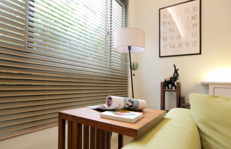 木百葉簾 客廳窗簾 Venetian Blinds Living Room